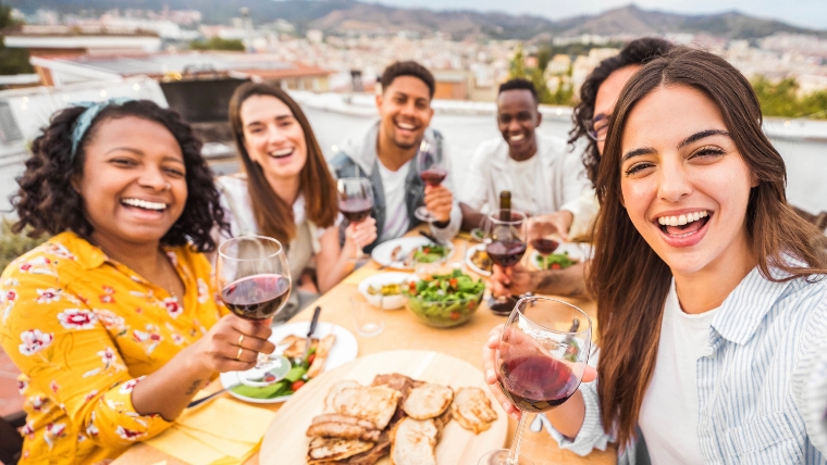 10 Ways to Successfully Handle Social Gatherings When Experiencing Social Anxiety